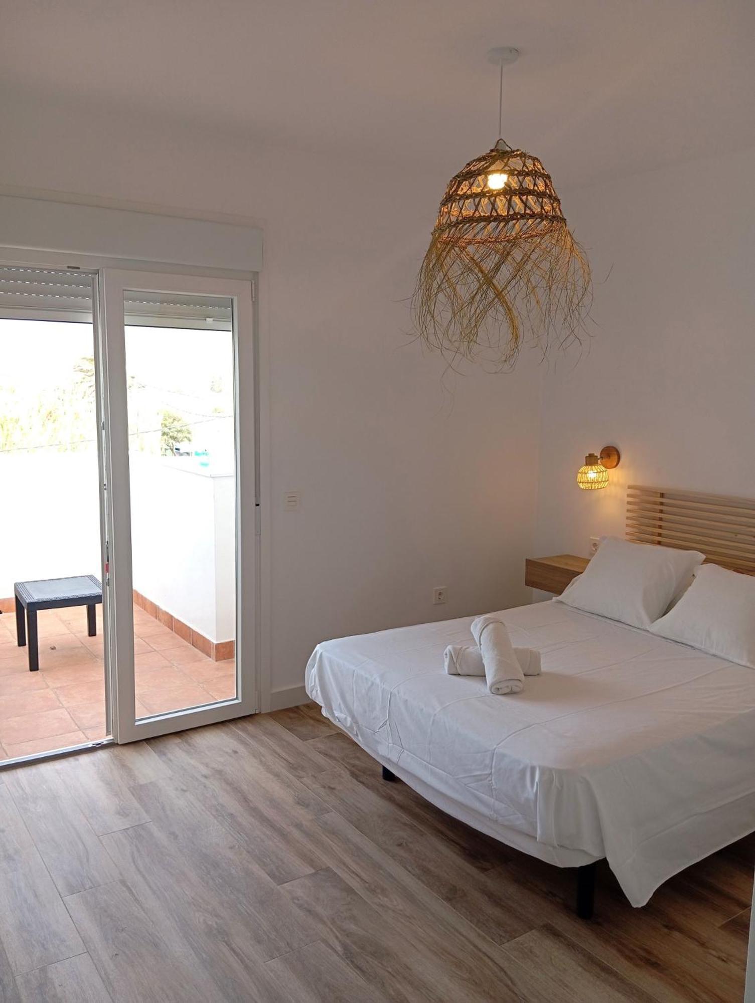 Hostal Casa Emilio Almeria Exterior photo