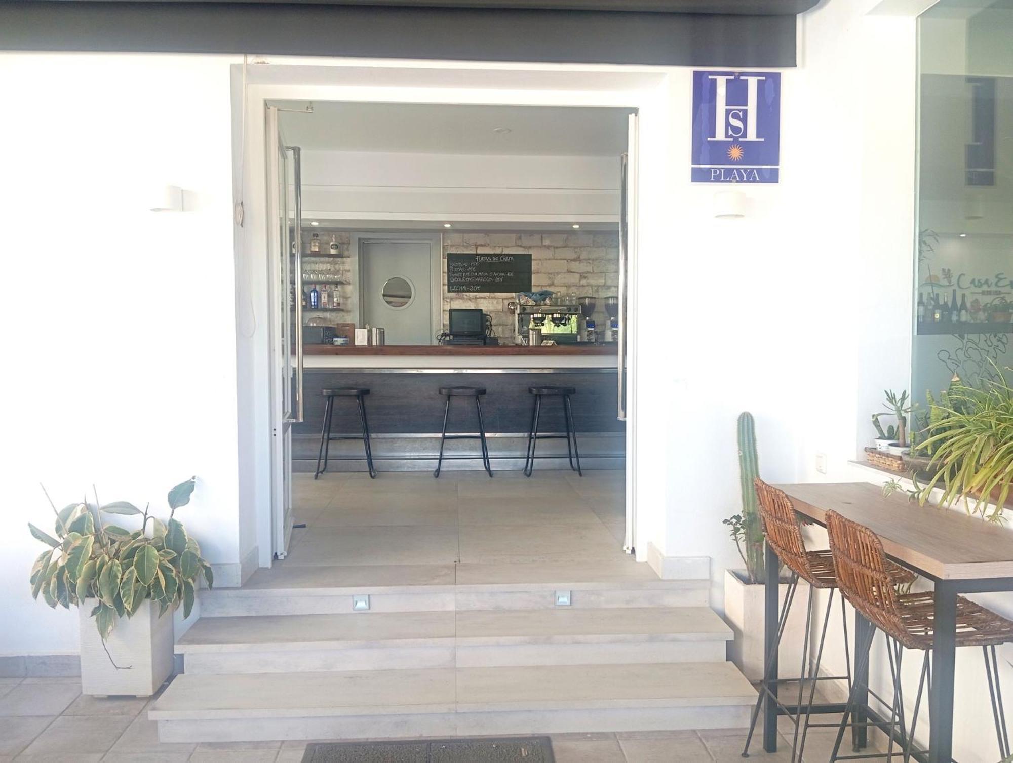 Hostal Casa Emilio Almeria Exterior photo
